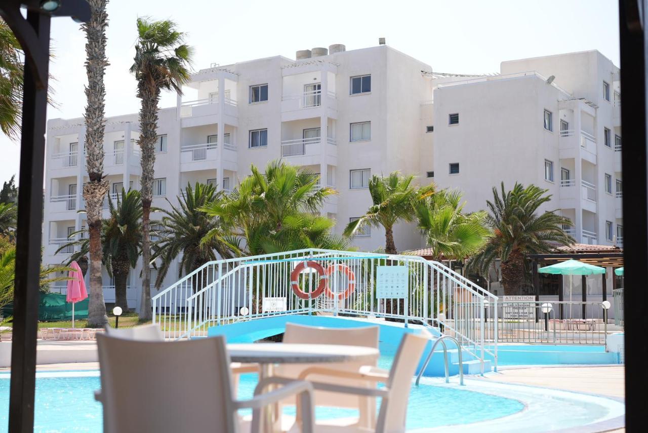 Astreas Beach Hotel Apartments Protaras Extérieur photo