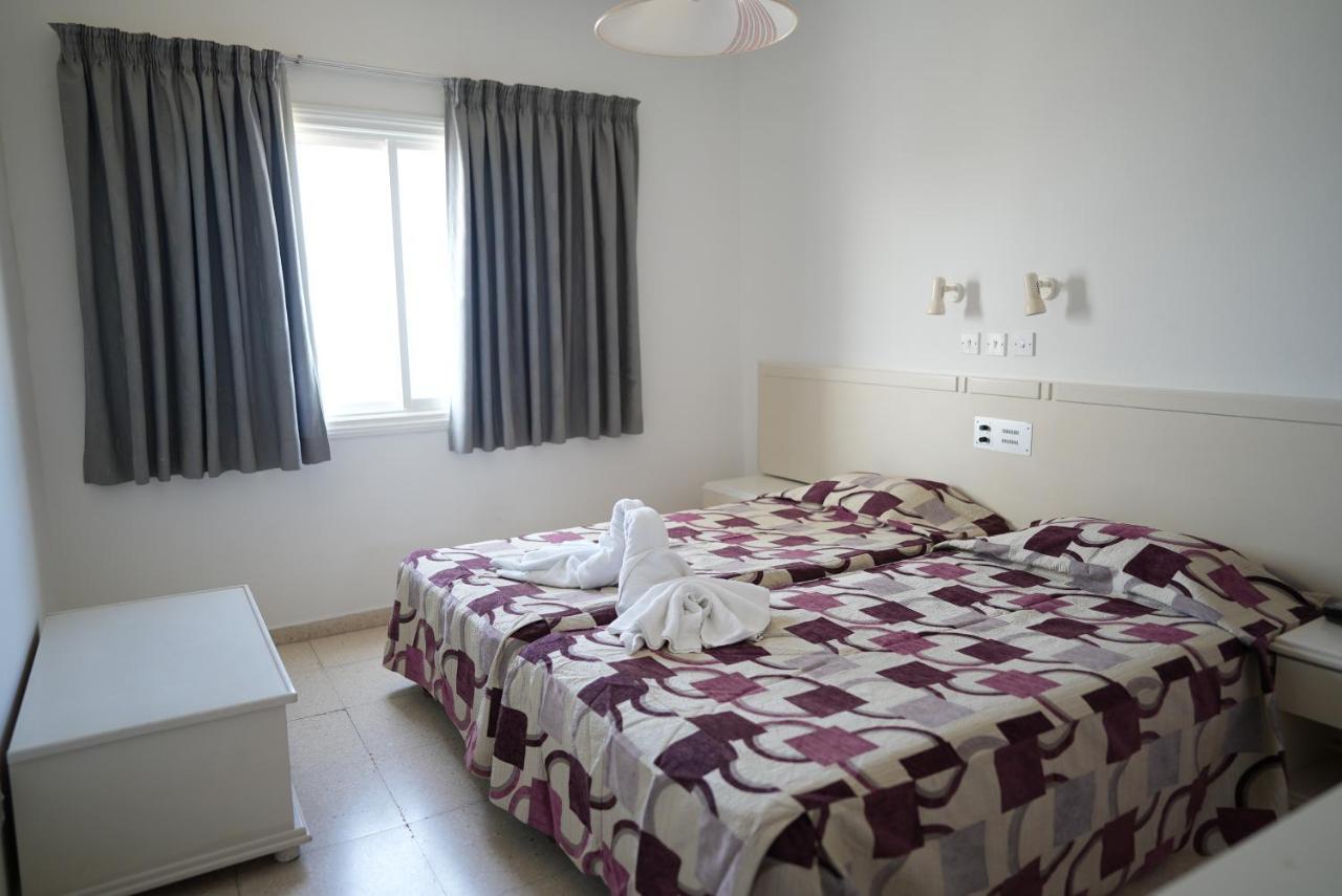 Astreas Beach Hotel Apartments Protaras Extérieur photo